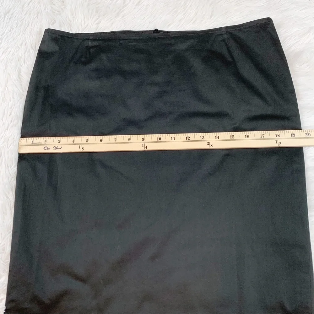 Escada‎ women's size 8 black pencil skirt solid workwear